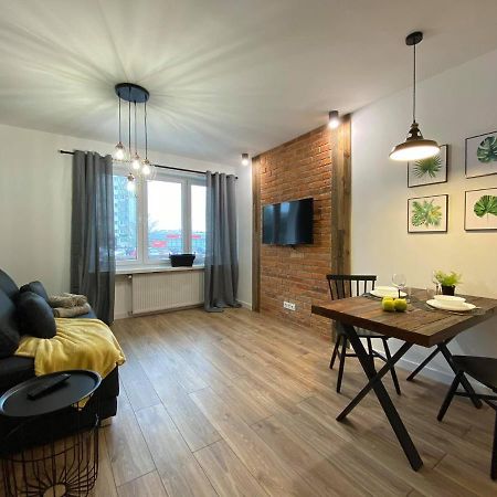 פילה Niron Apartamenty Plac Konstytucji מראה חיצוני תמונה