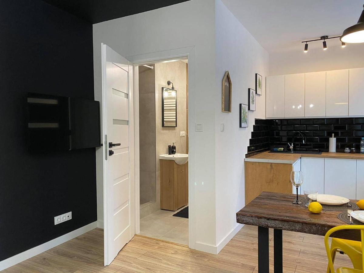 פילה Niron Apartamenty Plac Konstytucji מראה חיצוני תמונה