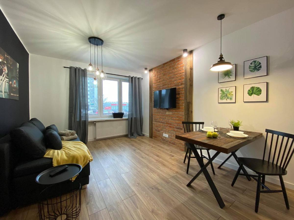 פילה Niron Apartamenty Plac Konstytucji מראה חיצוני תמונה